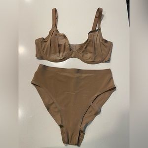 Cuup The Plunge Bra 34E Taupe